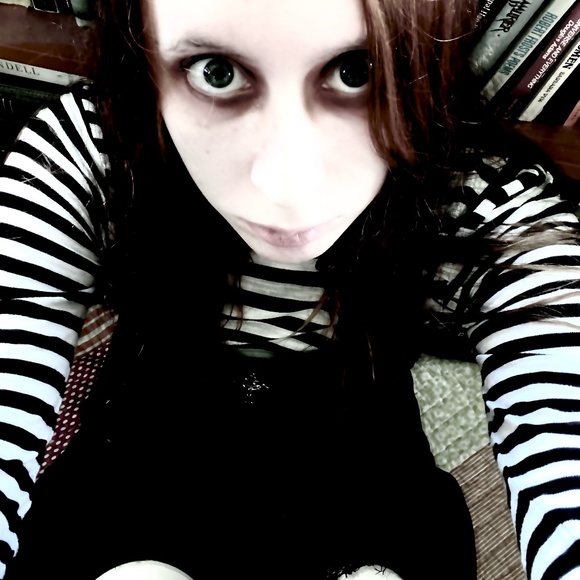 Meet your Posher, C - Picture 2 of 2